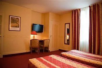 Hotel Logis Les Platanes Reyssouze